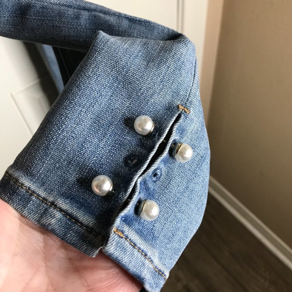 White House Black Market Women's The Skinny Crop Jeans Pearl Accent Blue~Size 00 - Picture 7 of 9